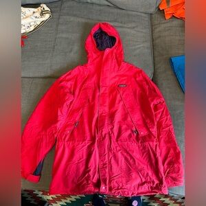 Retro Patagonia Jacket.
Mens medium or Womens large.